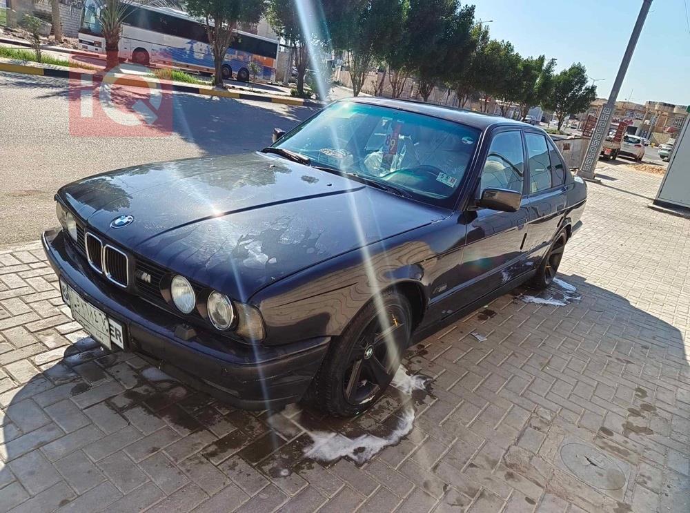 بی ئێم دەبڵیو سیریەس 5